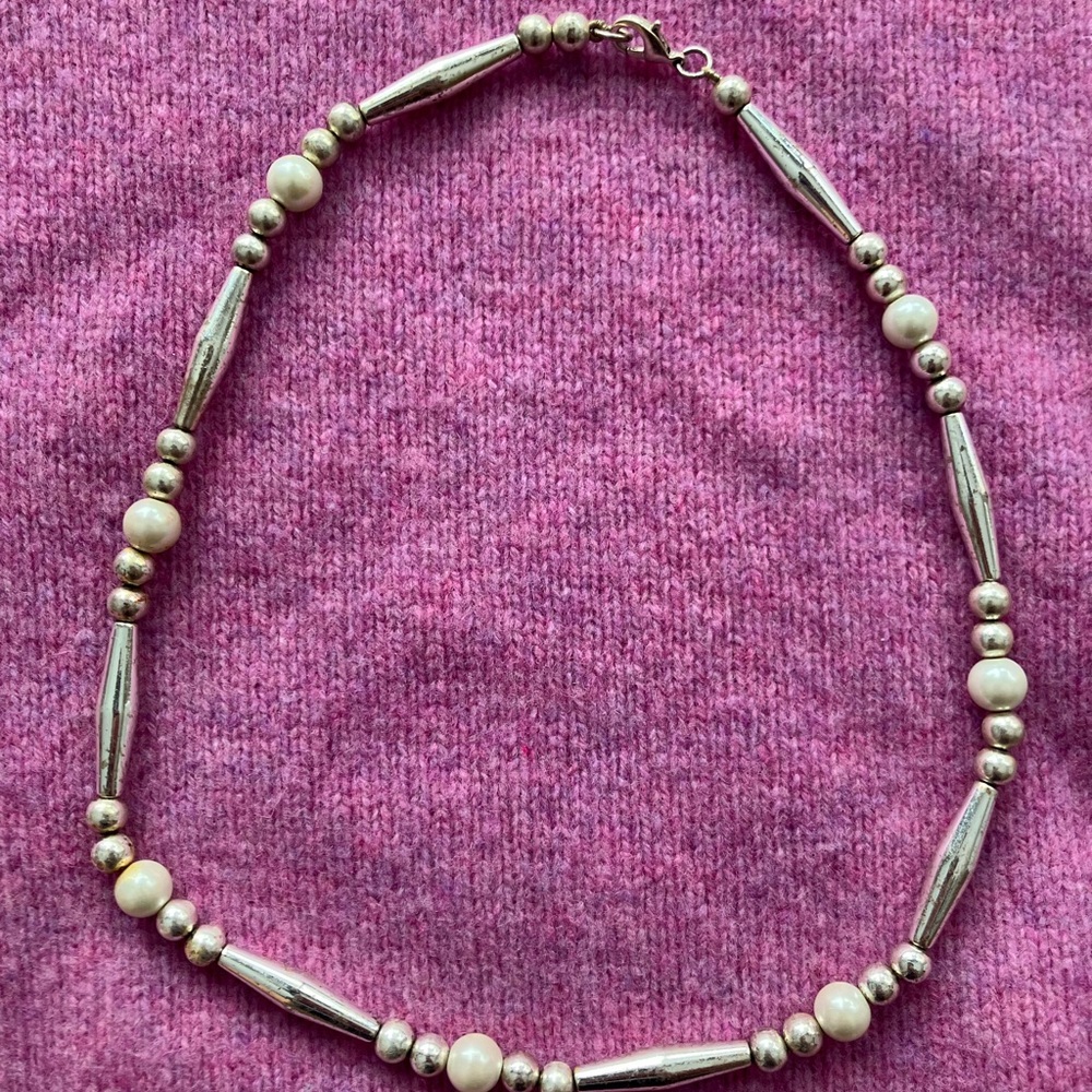 Elegant Silver and Pearl Necklace